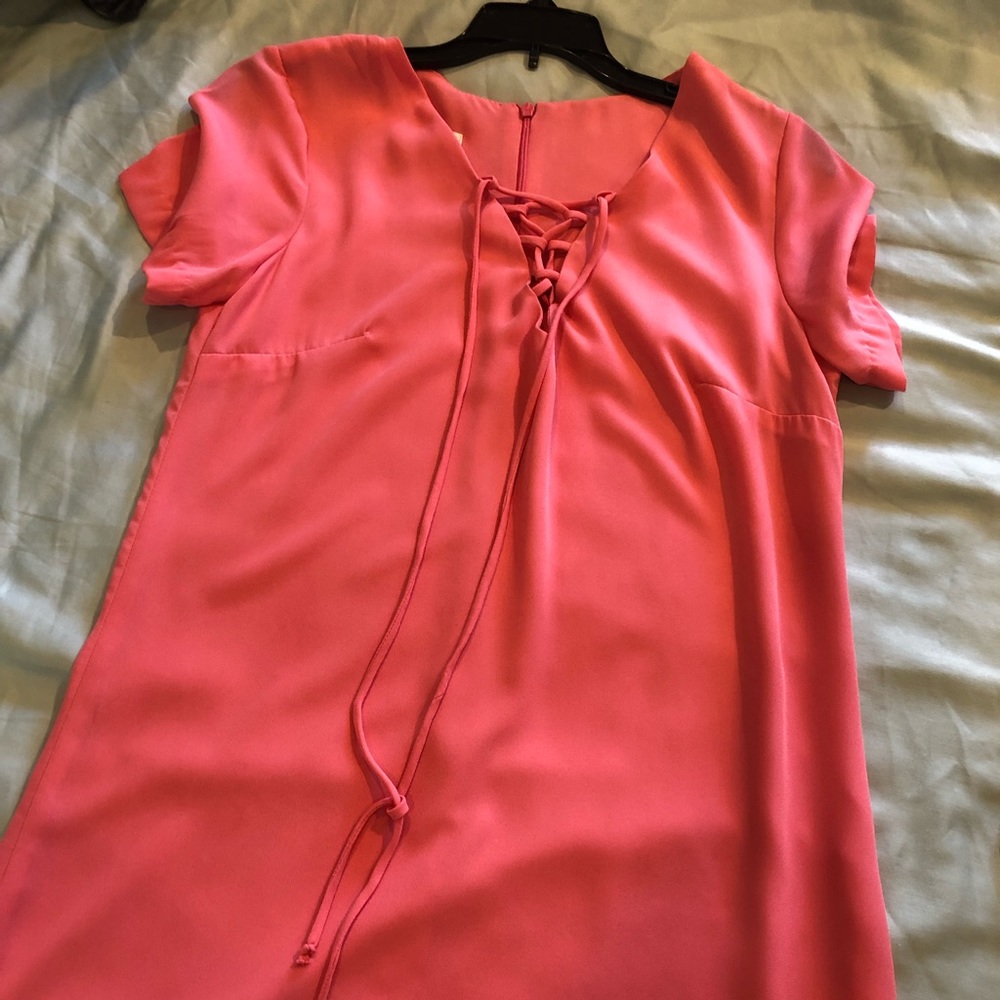 Pink short sleeve dress with cross cross tie!